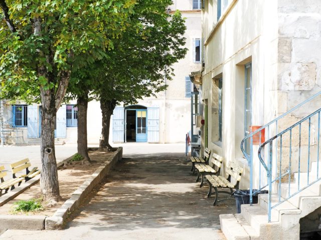 IMG_NotreDame-Riberac-Cour